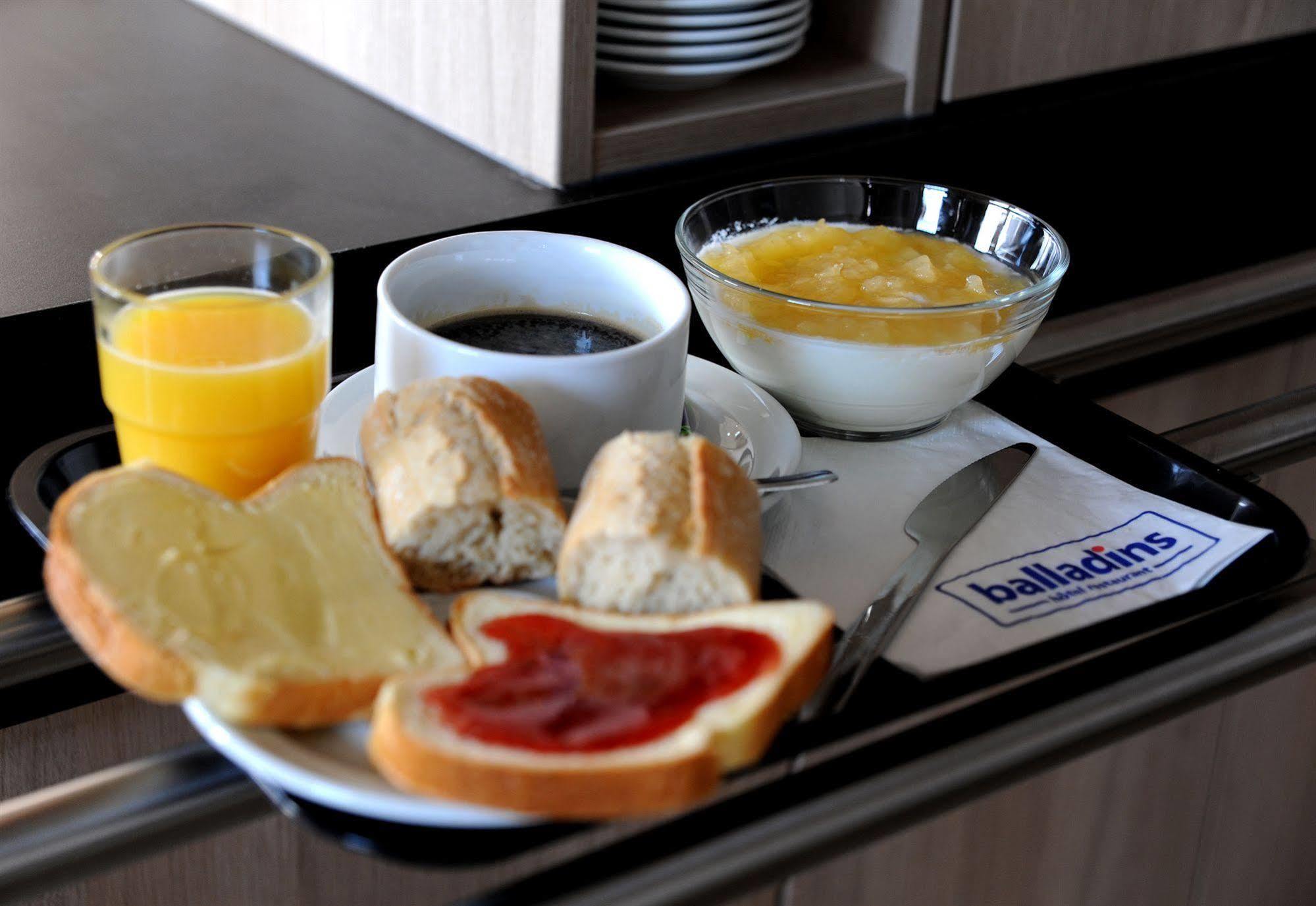 Welcomotel Les Mureaux Dış mekan fotoğraf