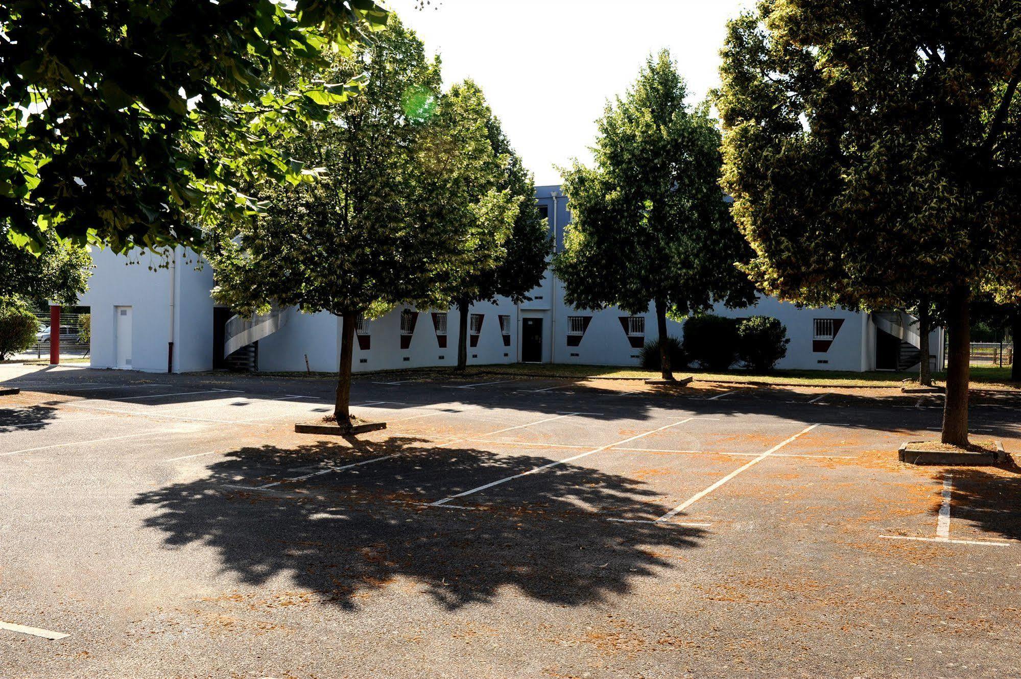 Welcomotel Les Mureaux Dış mekan fotoğraf